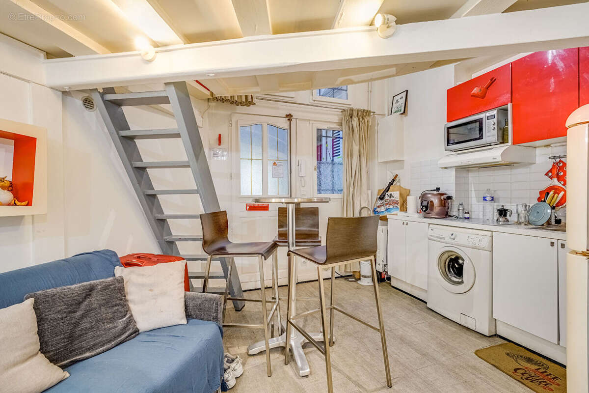 Appartement à PARIS-4E
