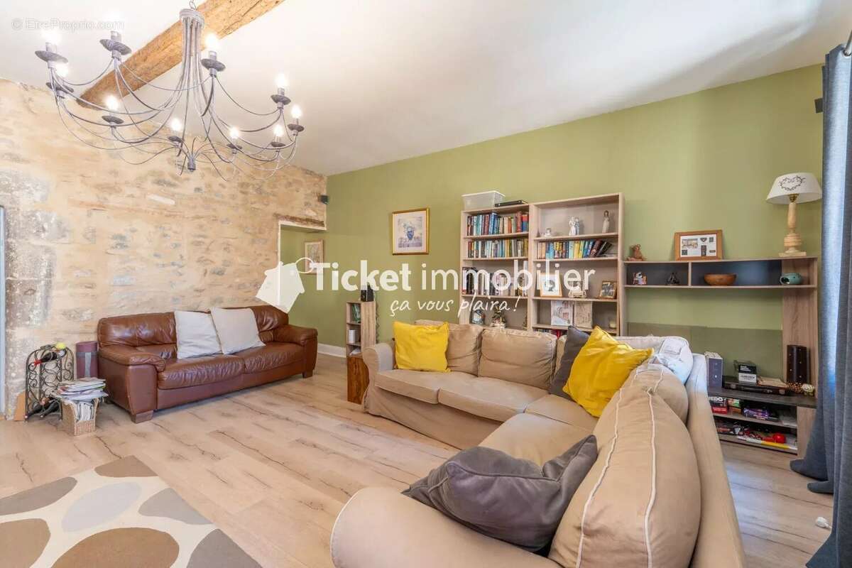 Maison à BIZE-MINERVOIS