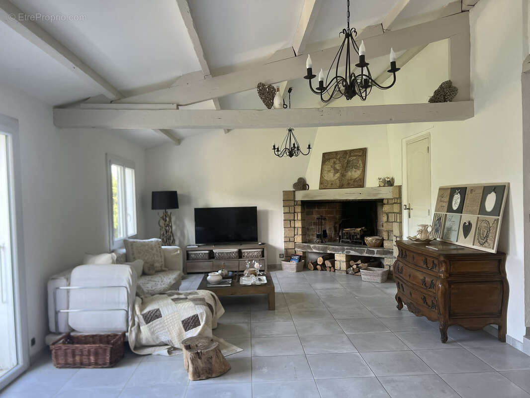 Maison à PLAN-DE-LA-TOUR
