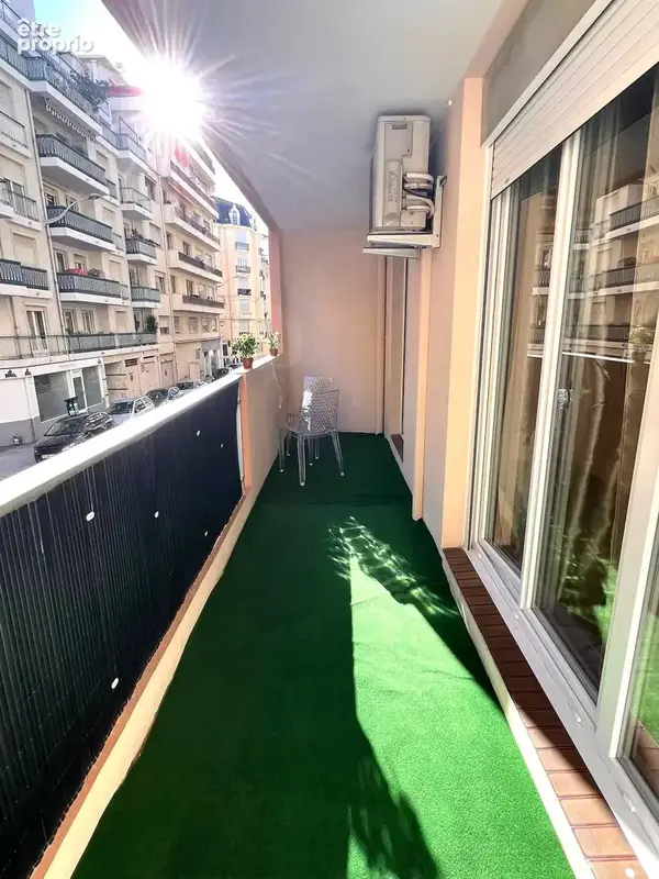 Charmant 2 pièces rénové – Cœur vivant de Nice - photo 2