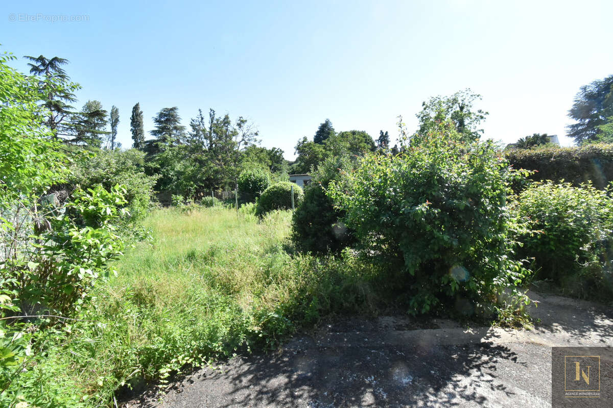 NANTES Hippodrome, maison de plain pied 3 chambres avec jardin et garage. - photo 2