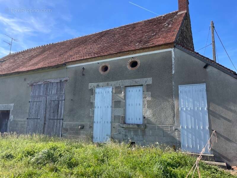 Maison à NOUZEROLLES