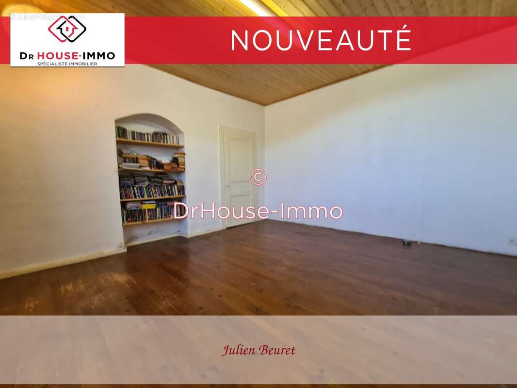 Maison 240 m² à Huanne-Montmartin  - photo 18