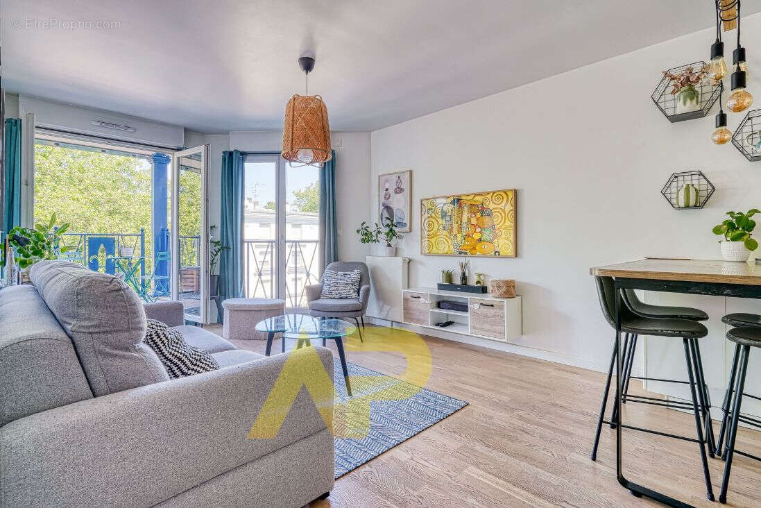 Appartement à LE PLESSIS-ROBINSON