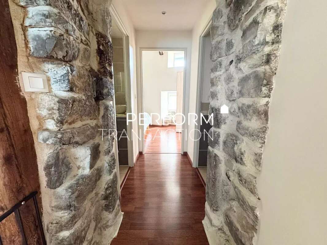 Maison à SAINT-PAUL-DE-VARCES