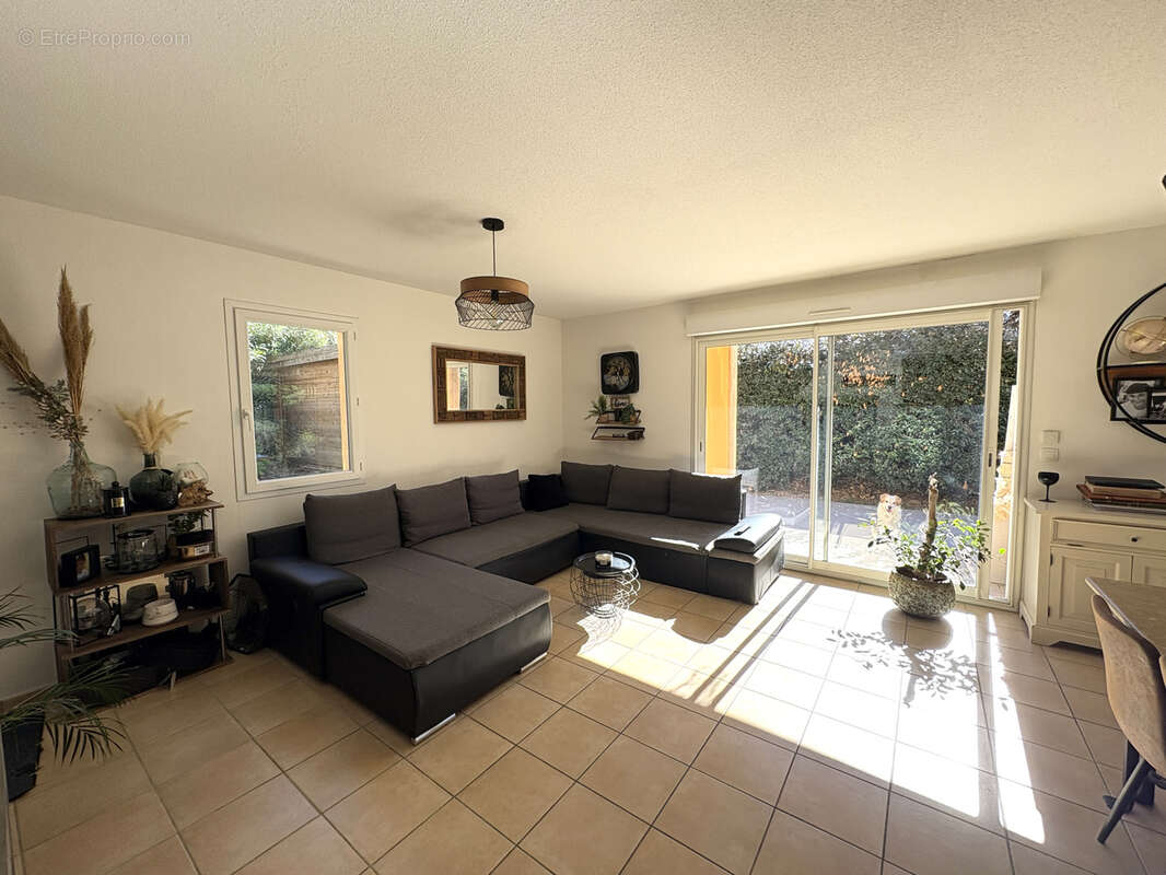 Maison à ROQUEBRUNE-SUR-ARGENS