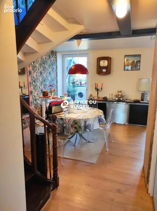 Ensemble immobilier - 1 appartement + 1 local commercial - 126,10 m² - photo 4