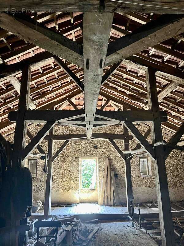 Maison à LAUJUZAN