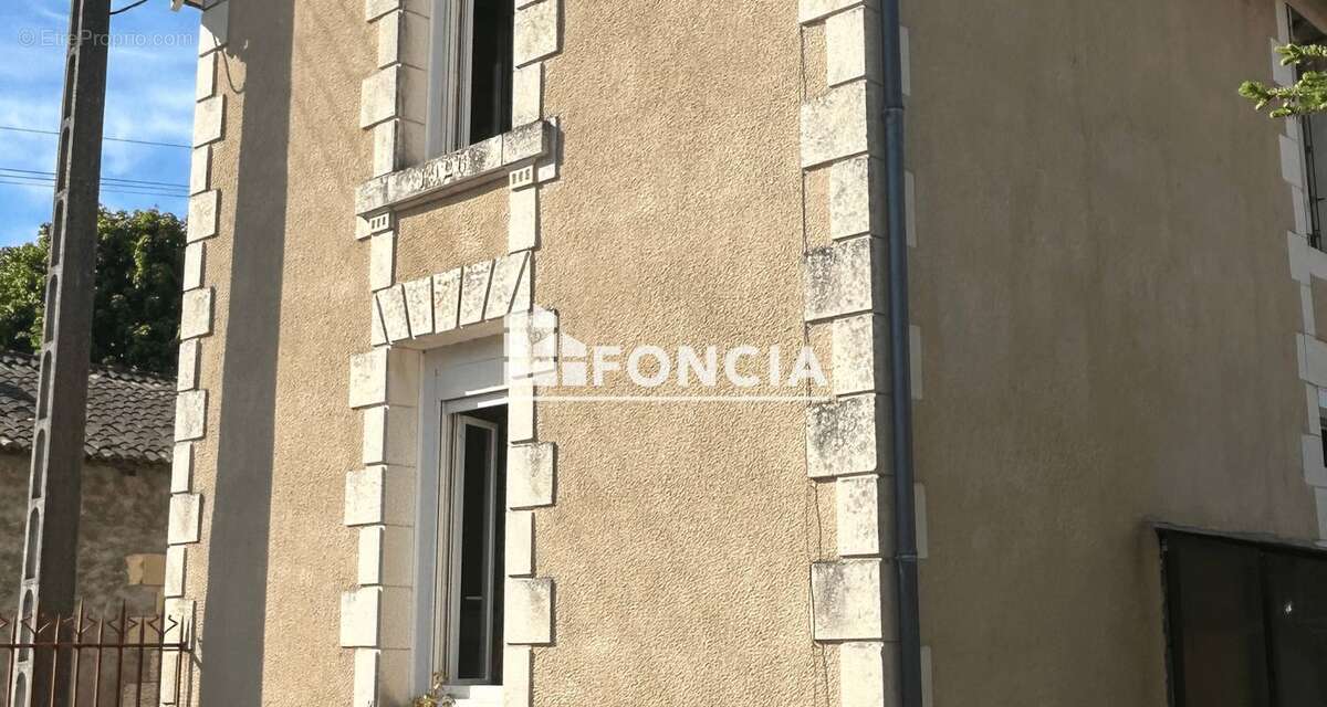 Maison à POITIERS