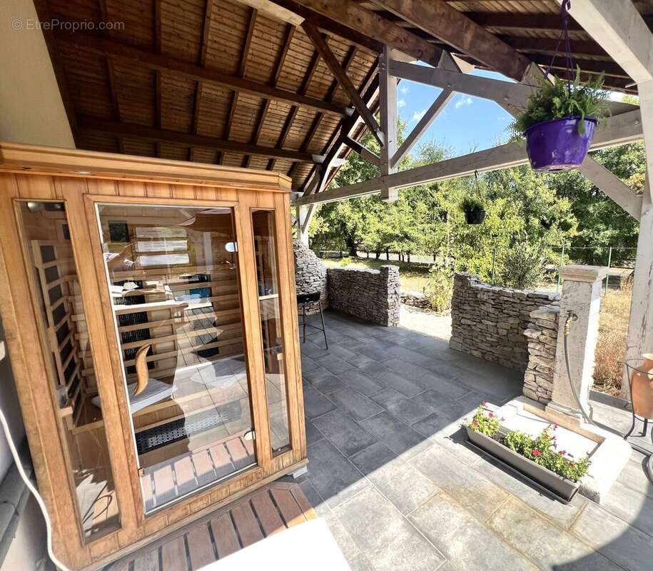 Maison 185 m² à Brouchaud  - photo 5