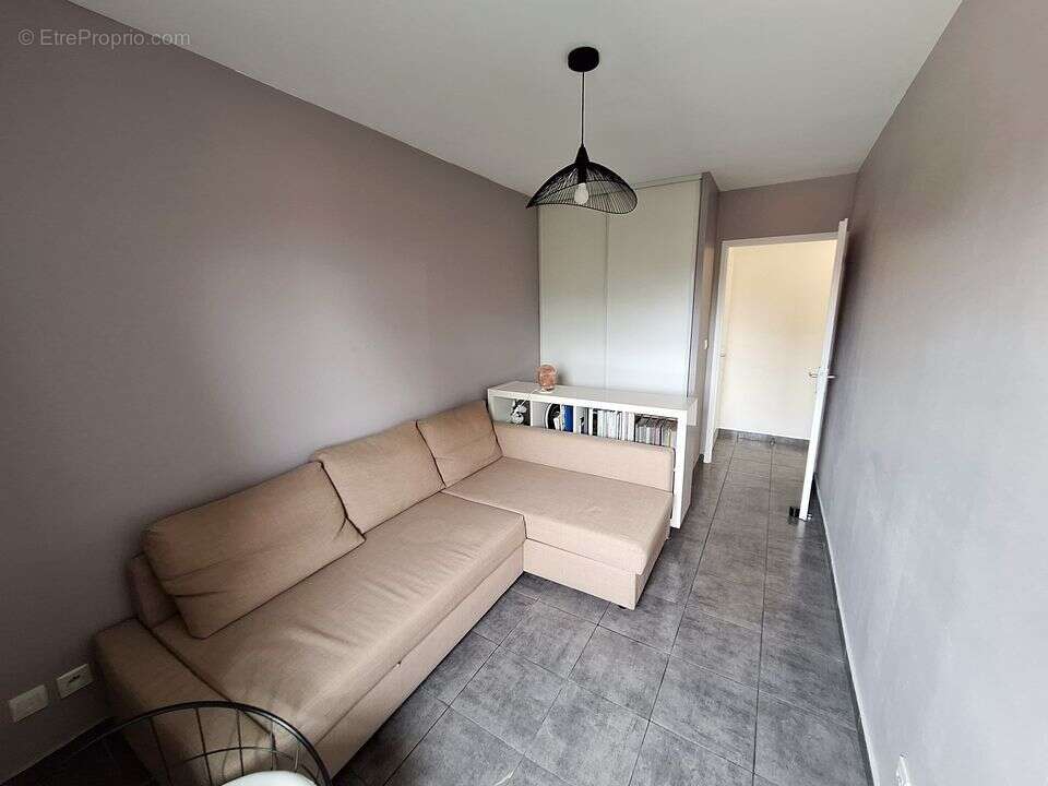 Appartement à CHATEAUNEUF-SUR-ISERE