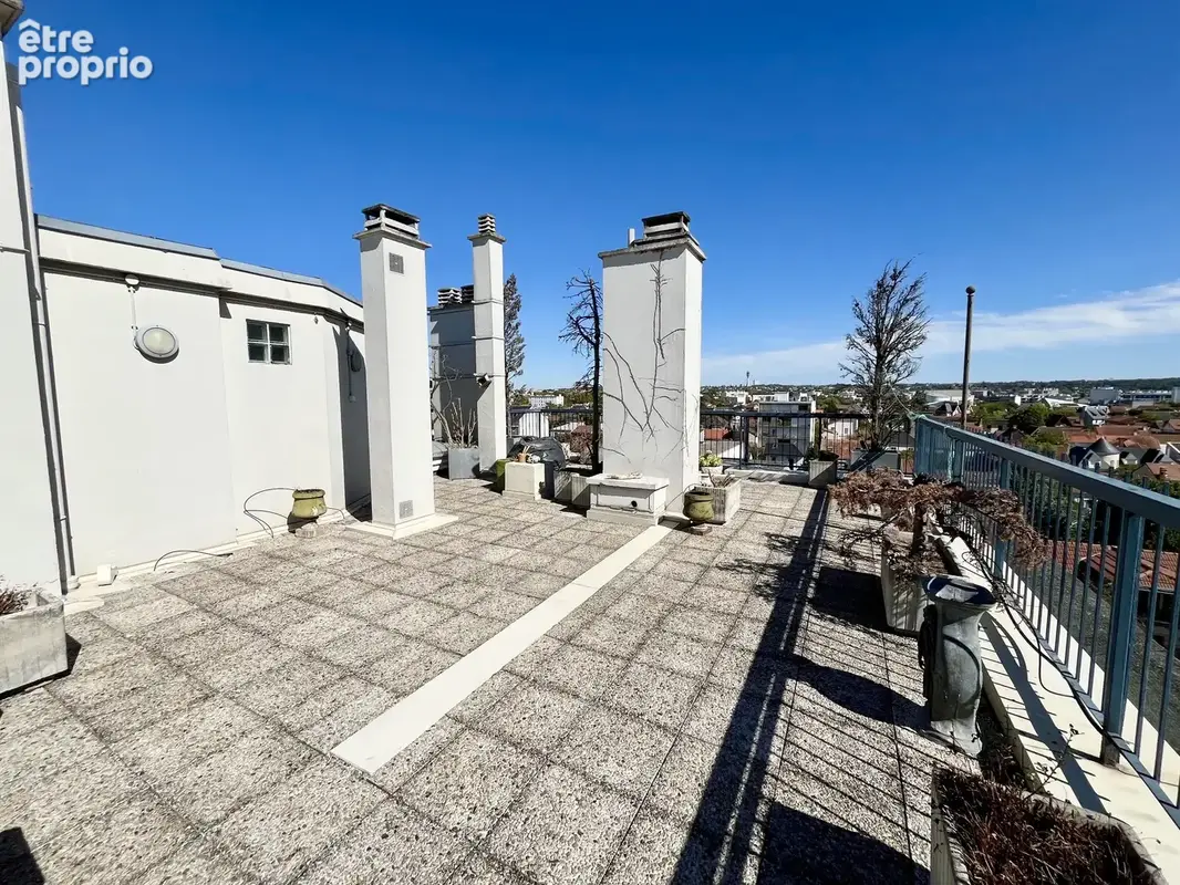 Dernier étage   grande terrasse   vue dégagée - photo 3