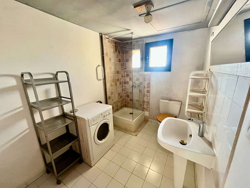 Appartement à L'ISLE-SUR-LA-SORGUE
