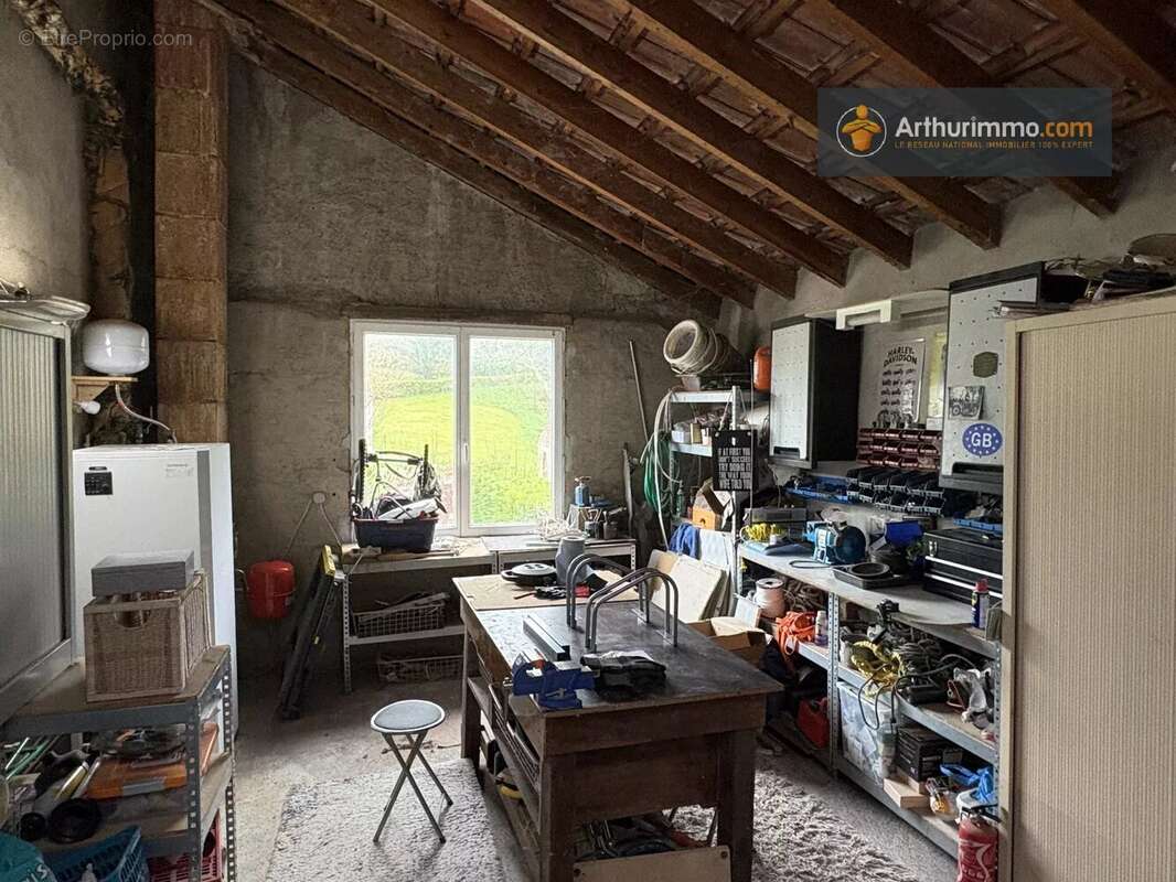 Maison à L&#039;AIGUILLON