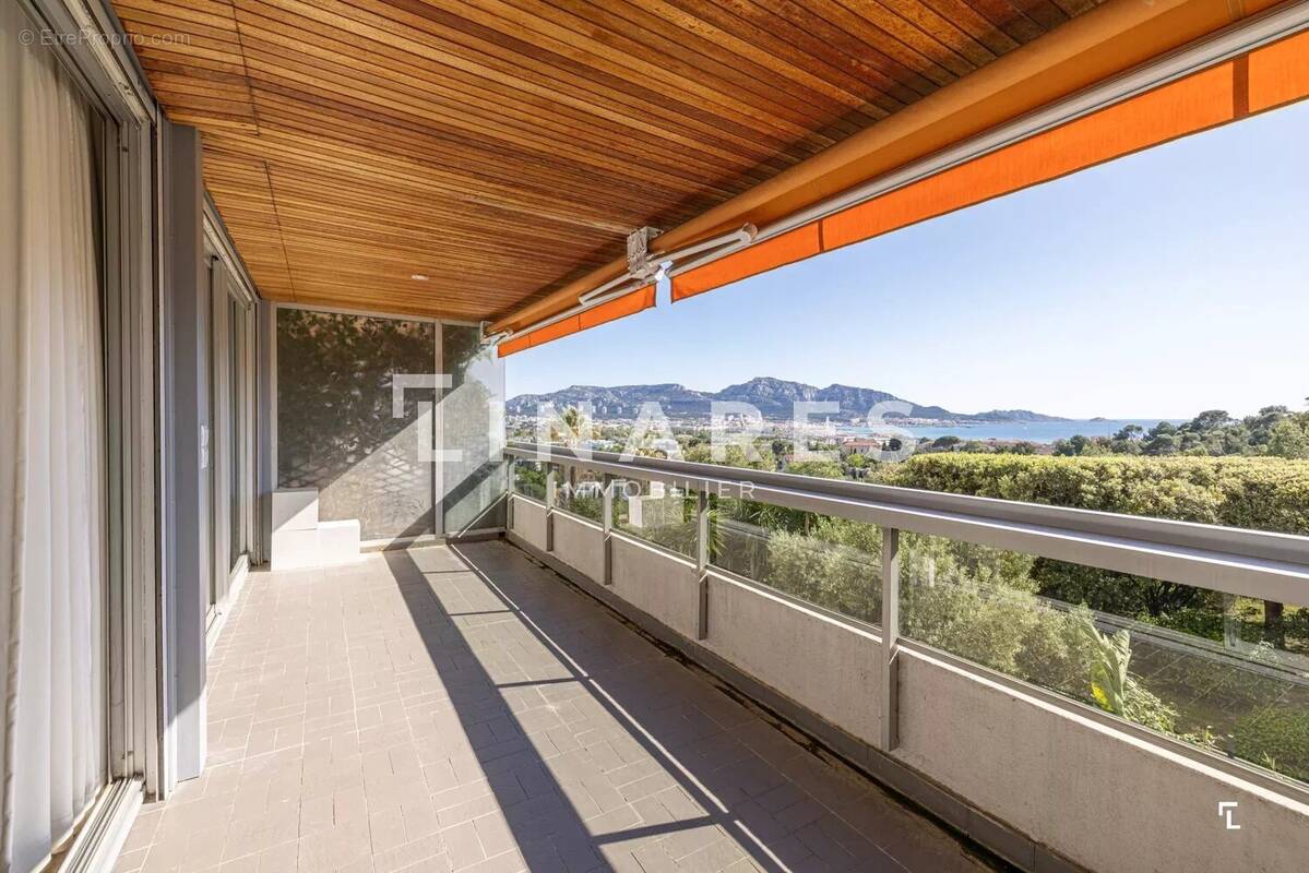 Appartement à MARSEILLE-8E