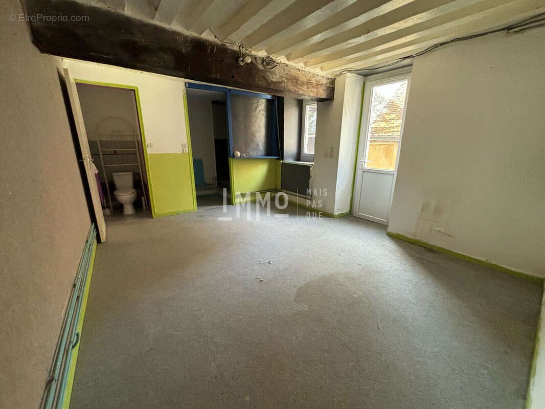 Maison à SAINT-CALAIS