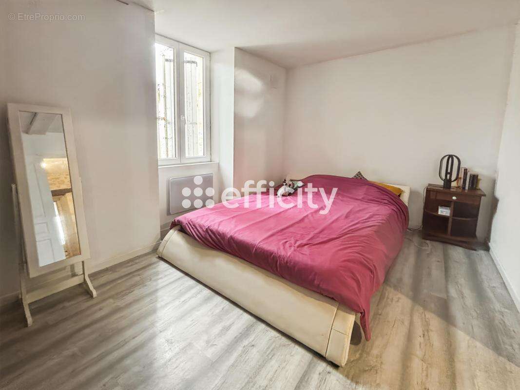 Appartement à BRIZAMBOURG