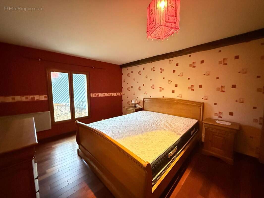 51370955j.jpg - Maison à MERU