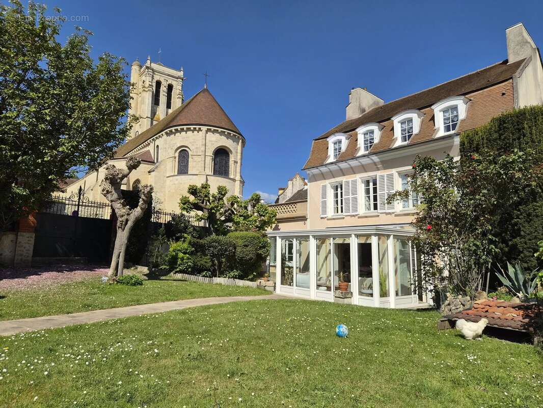 Maison à MAULE