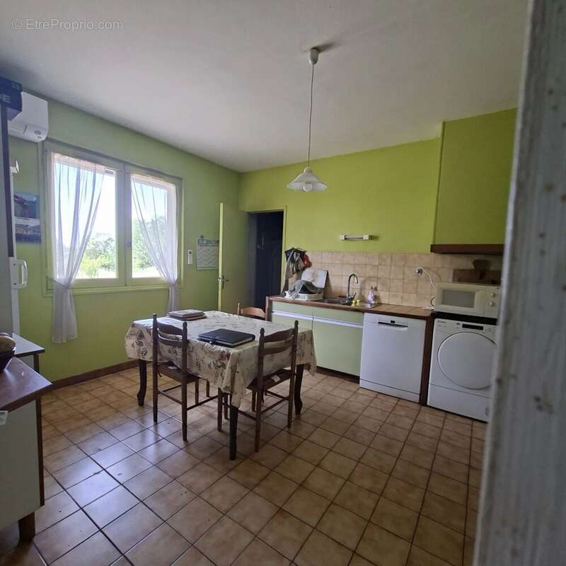 Maison à MONTREDON-LABESSONNIE