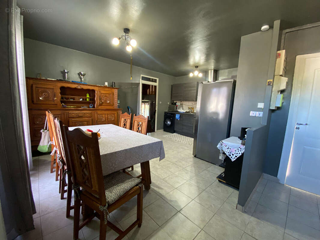 Maison à COUDRAY-AU-PERCHE