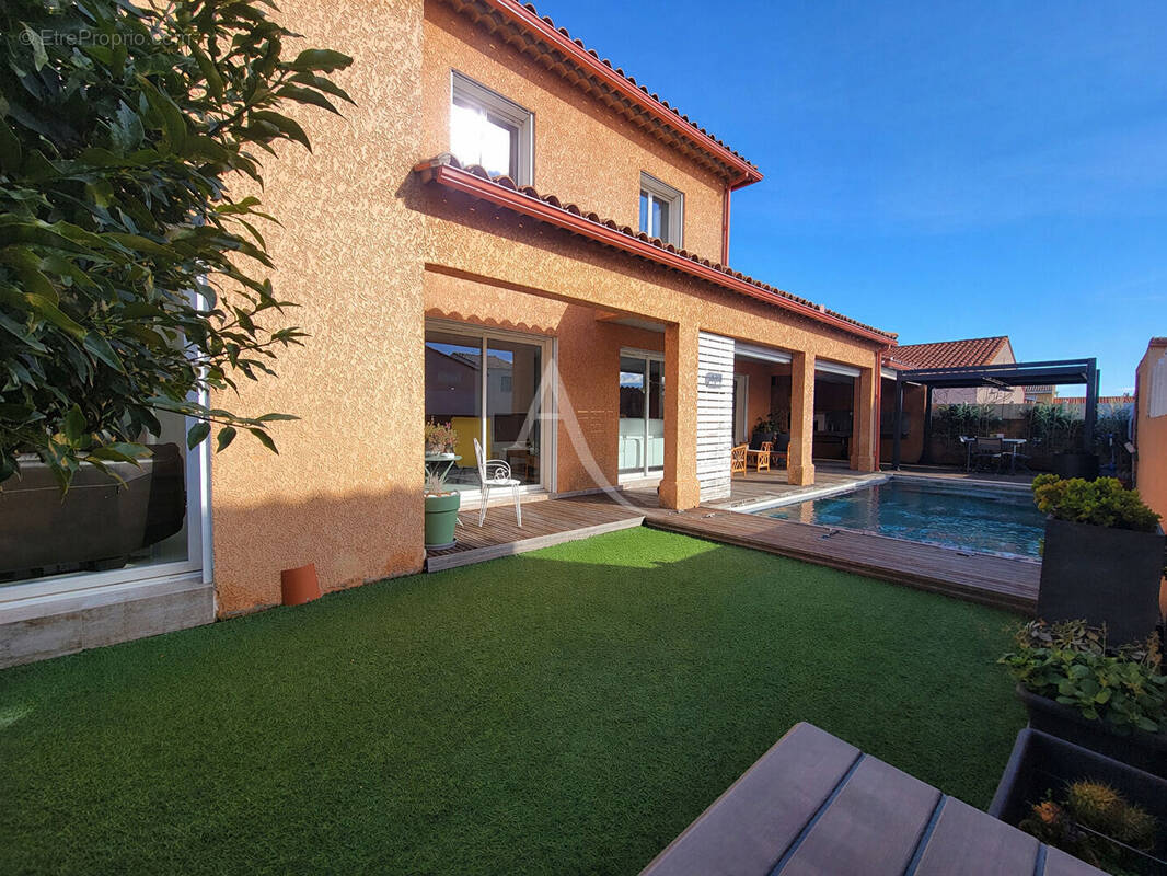 Maison à LATOUR-BAS-ELNE