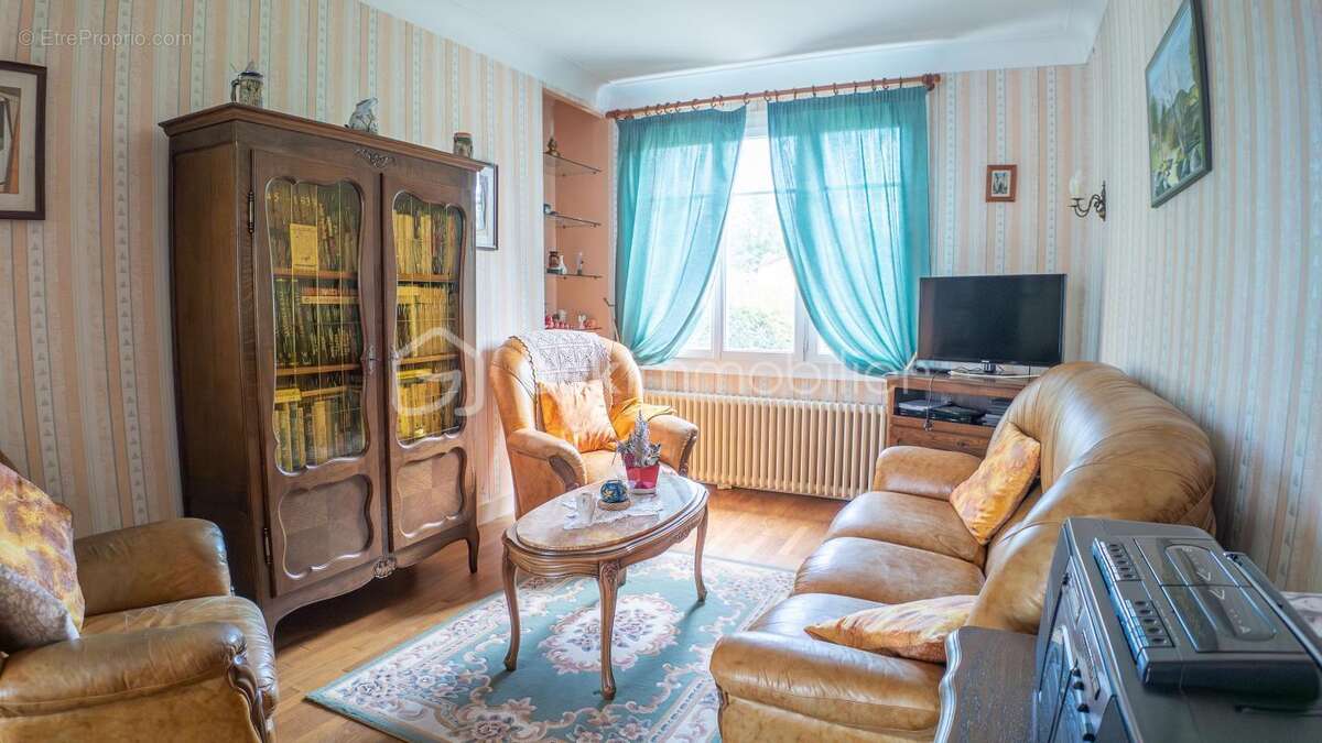 Maison à COULANGES-LES-NEVERS