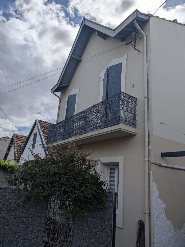 Maison à BEZIERS