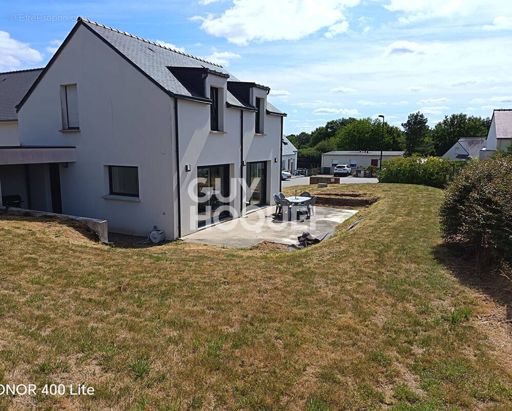 Maison 5 pièces 96 m² · à Colpo · 96 m² · 243 000 €