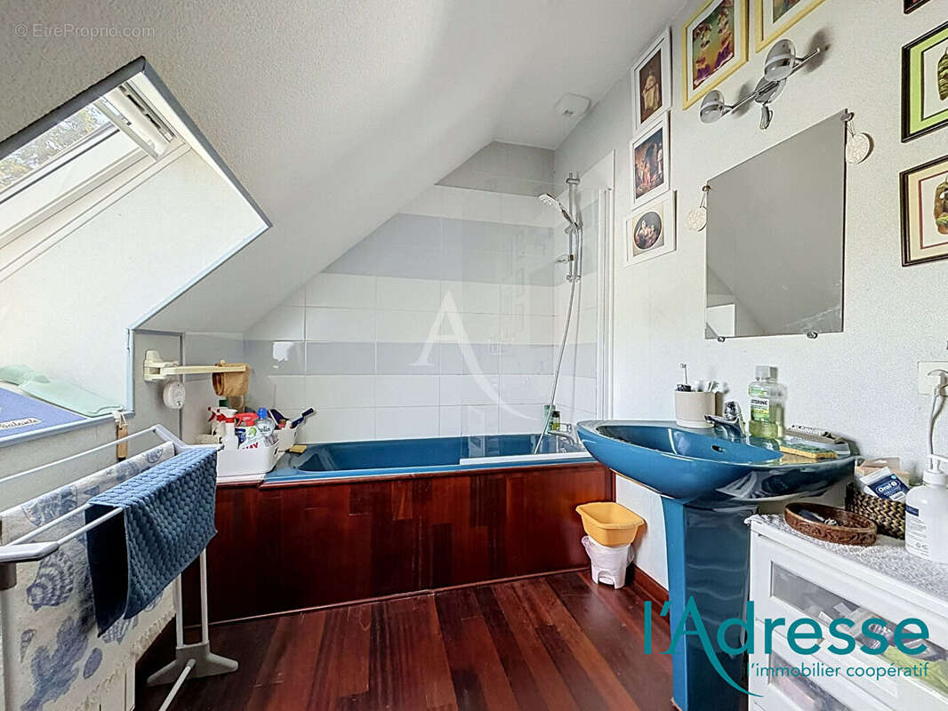 Maison en pierre 100 m², 3 chambres, 53300 SAINT LOUP DU GAST - photo 7