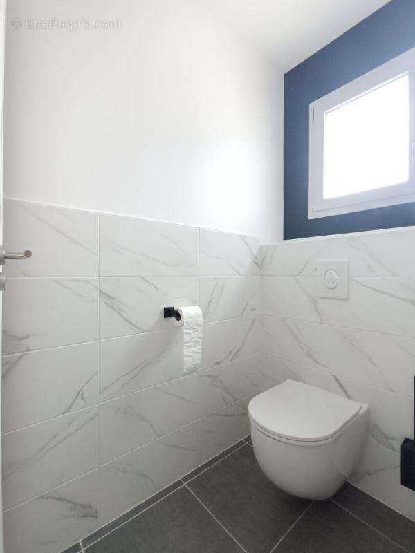 Maison à MESCHERS-SUR-GIRONDE