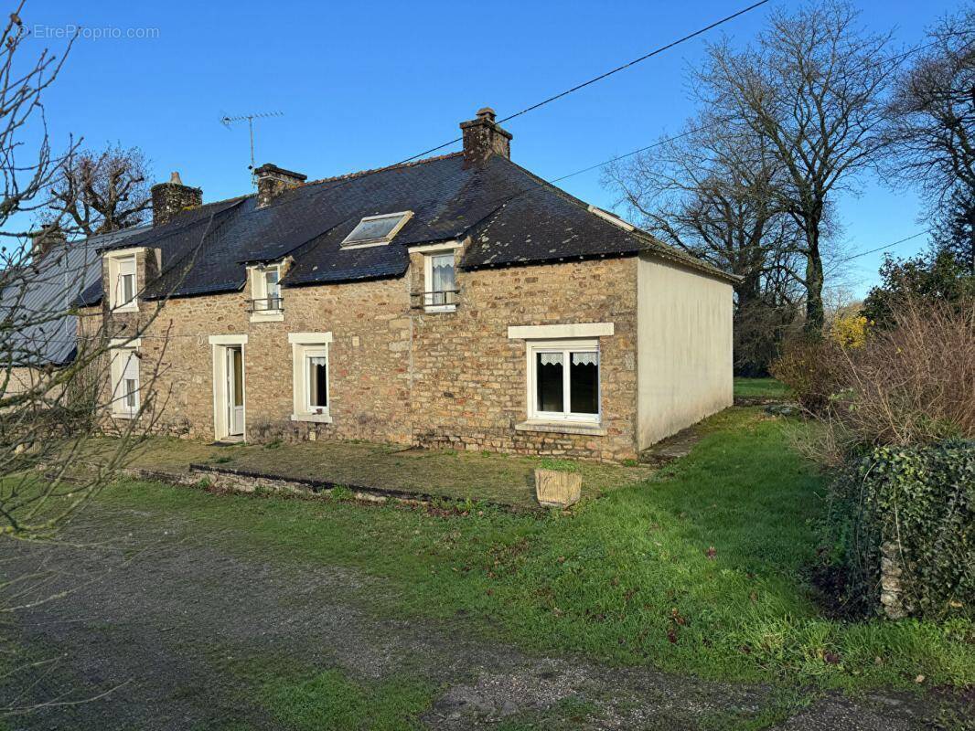 Maison à PLUVIGNER