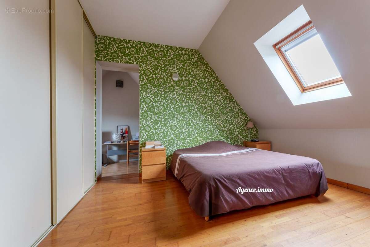 Maison à NOTRE-DAME-D'OE