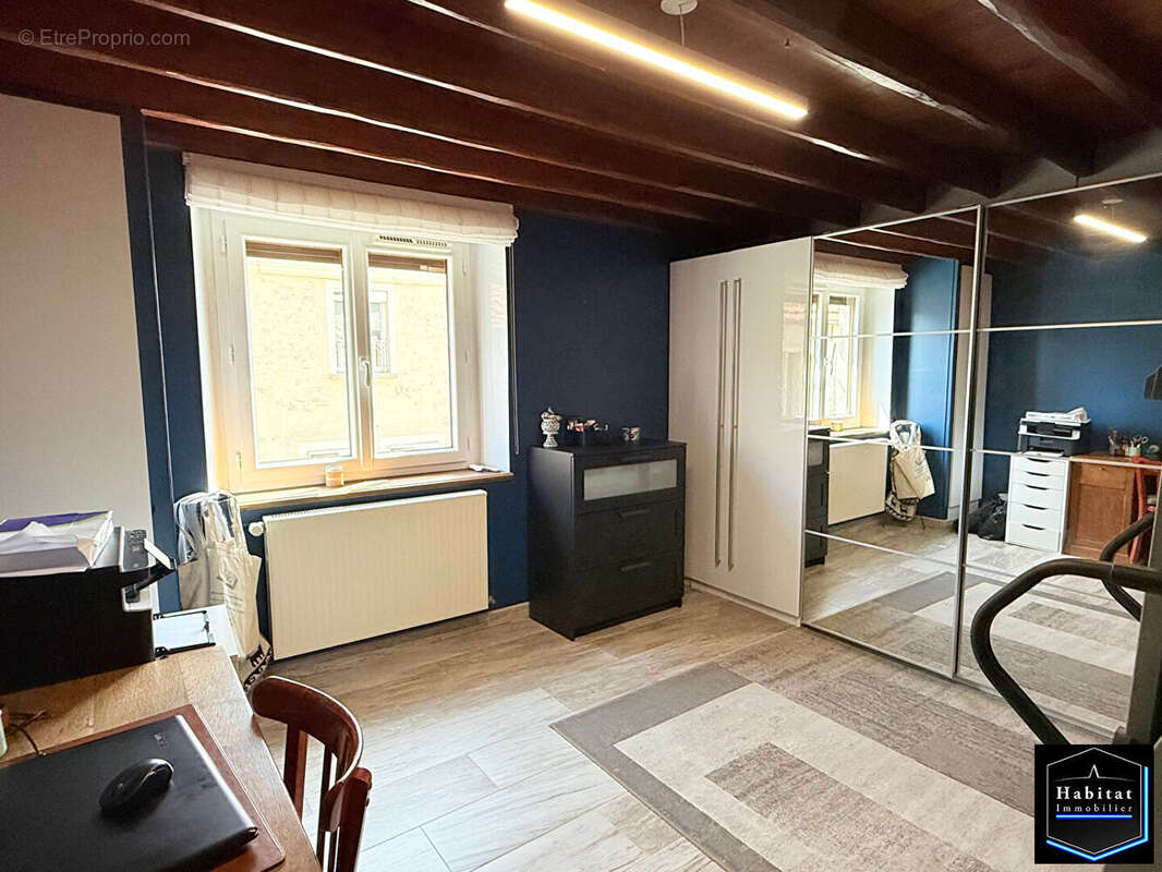 Maison à LE PLESSIS-BELLEVILLE