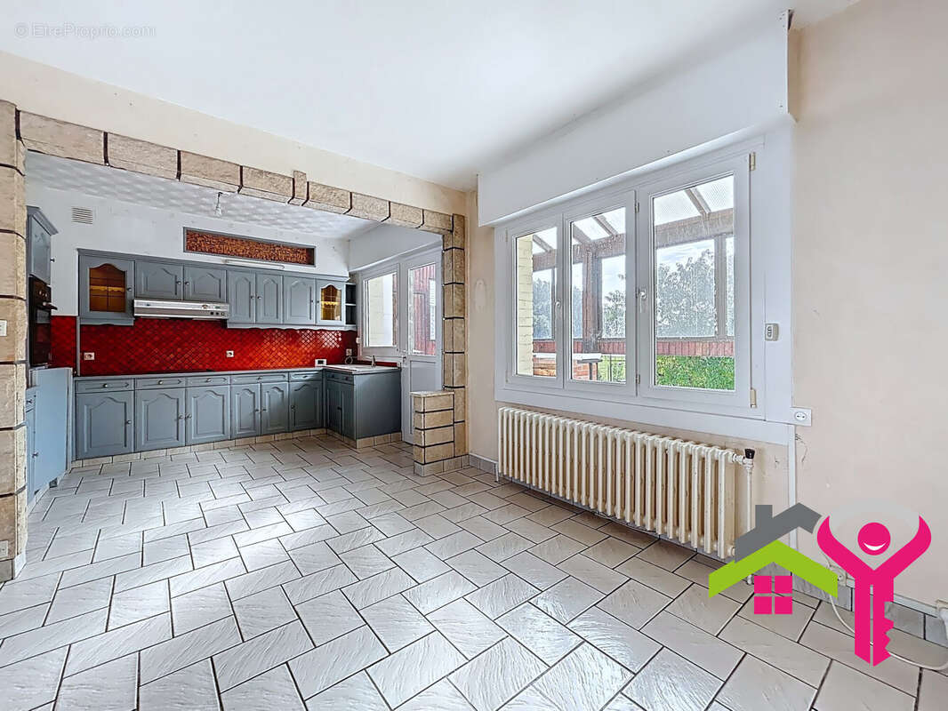 Maison à SAINT-AMAND-LES-EAUX