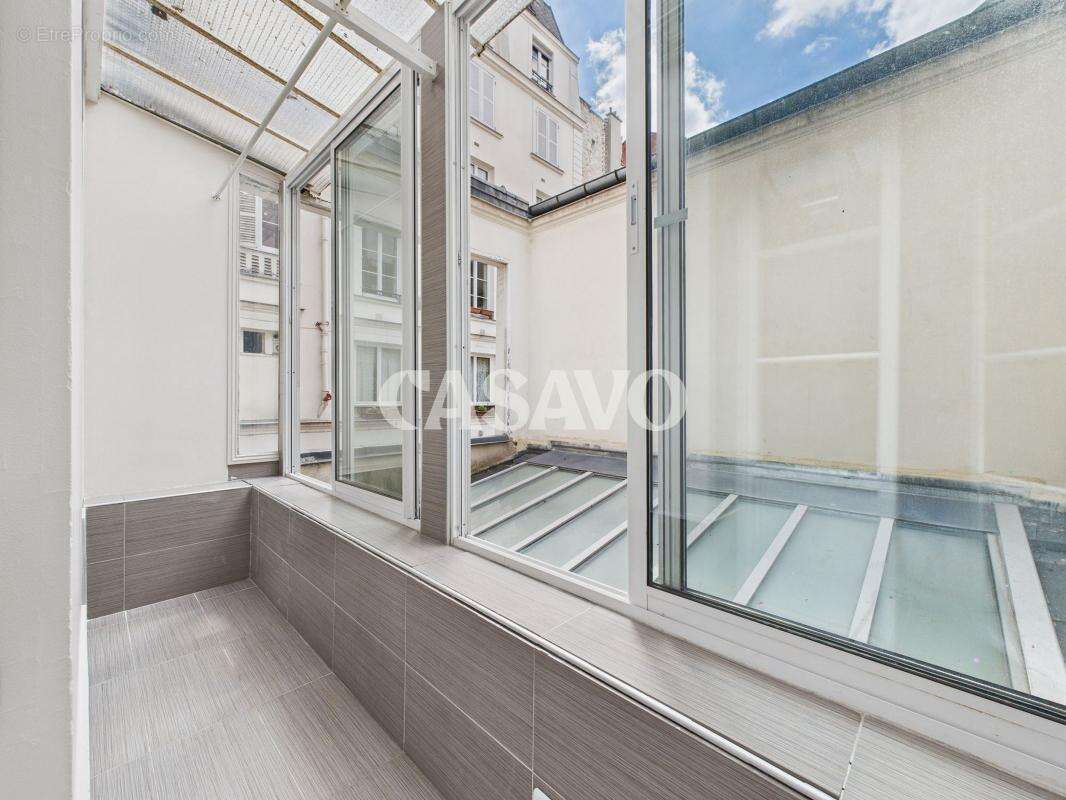 Appartement à PARIS-10E
