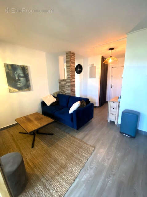 Appartement à SIX-FOURS-LES-PLAGES