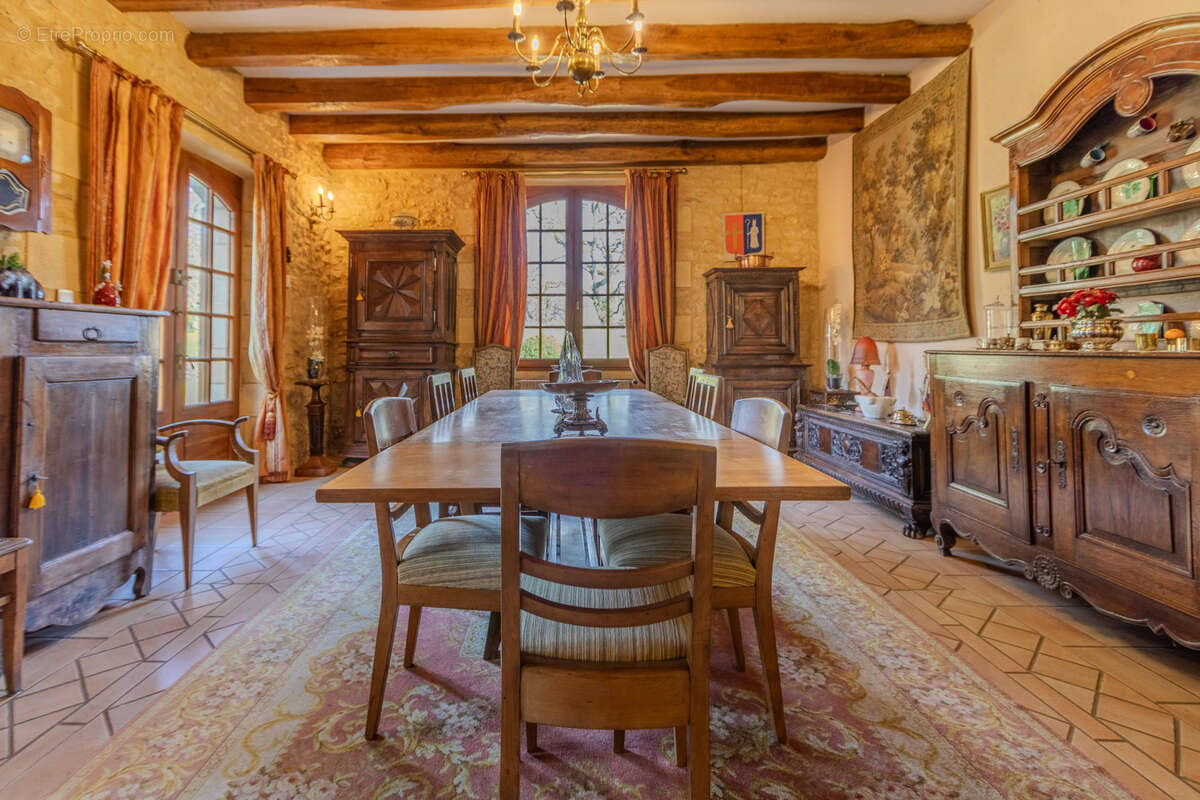 Maison à SAINT-CYPRIEN