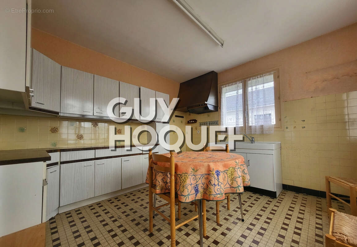 Maison à PARAY-LE-MONIAL