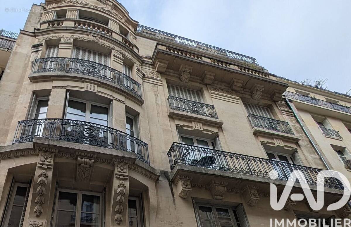 Photo 1 - Appartement à PARIS-16E