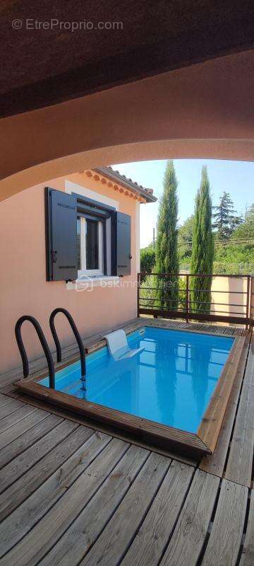 Villa de 132m² avec jardin, garage, piscine et terrasse - photo 22