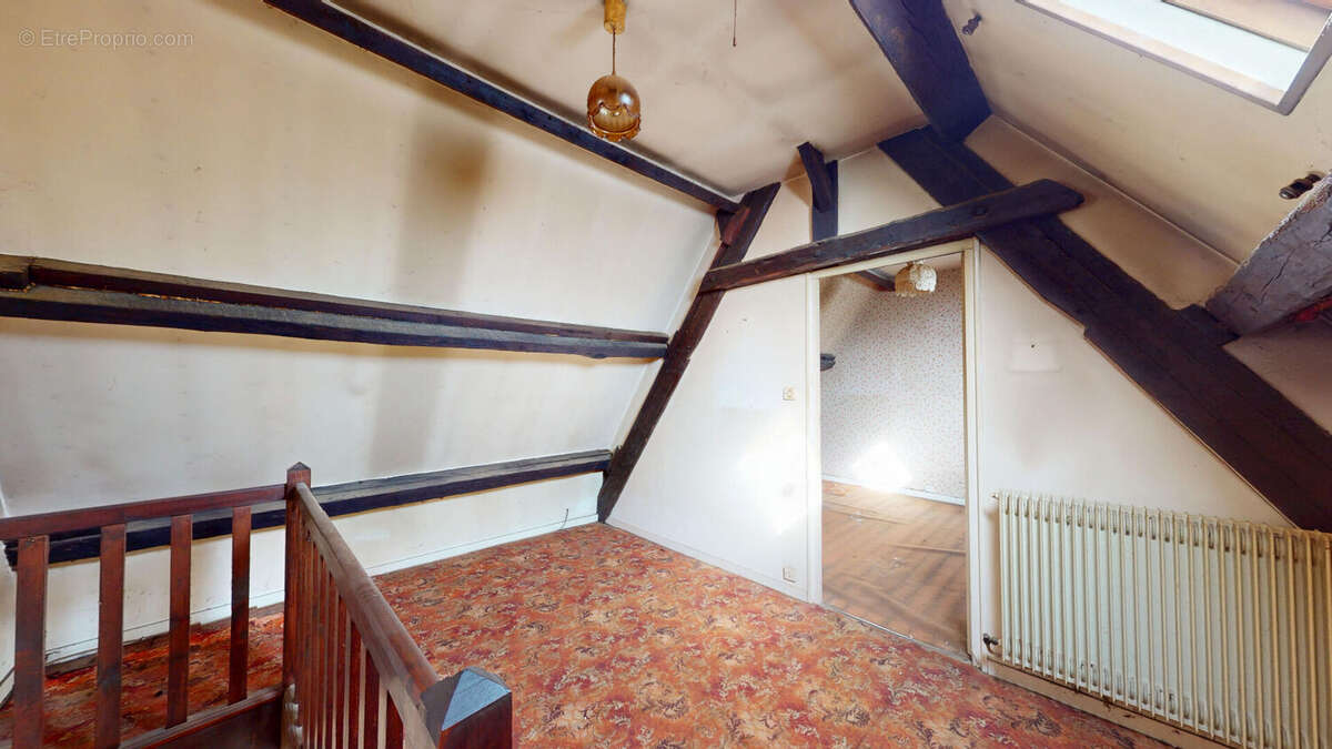 Maison à MONDEVILLE