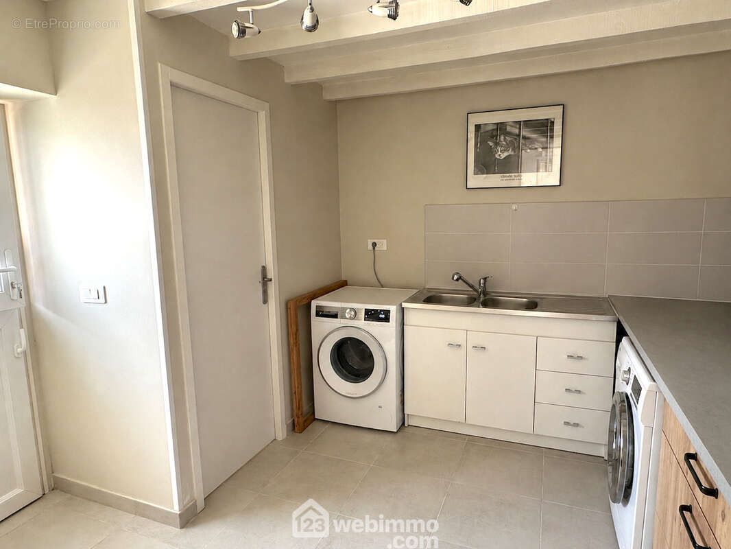 Maison 121 m² à Vernoil  - photo 4