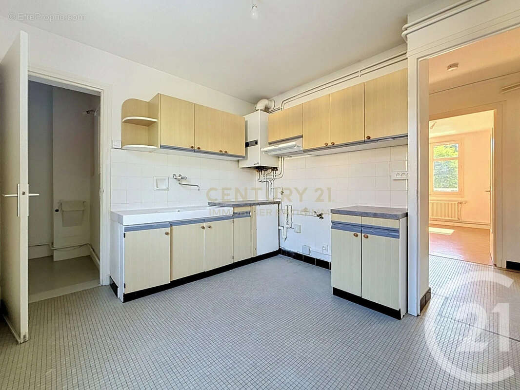 Appartement à LA TOUR-DU-PIN