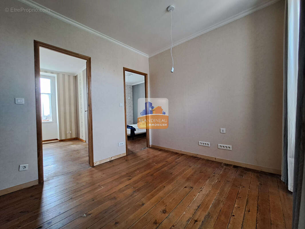 Maison à LA MONTAGNE