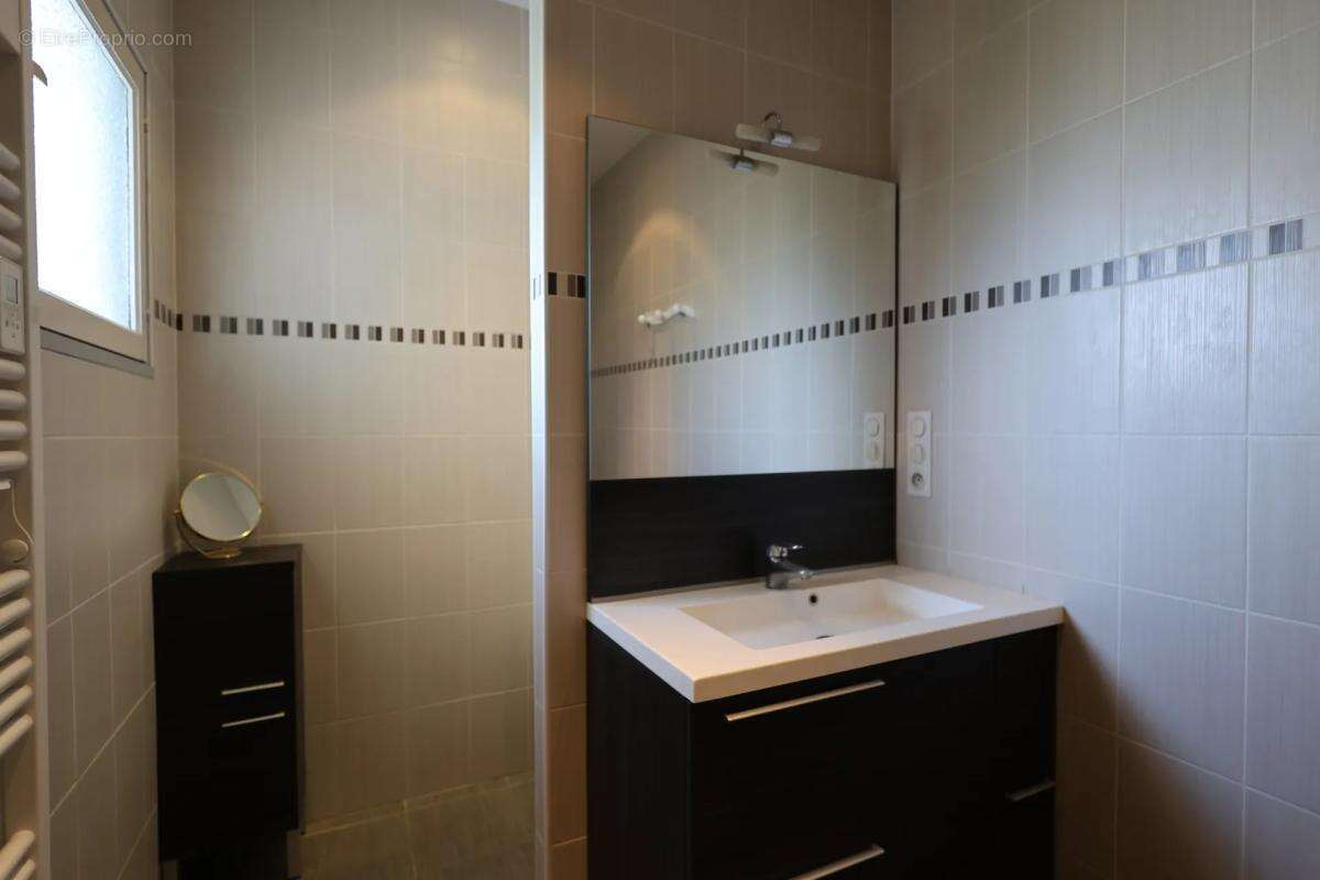 Maison à SAINT-GEORGES-DE-DIDONNE