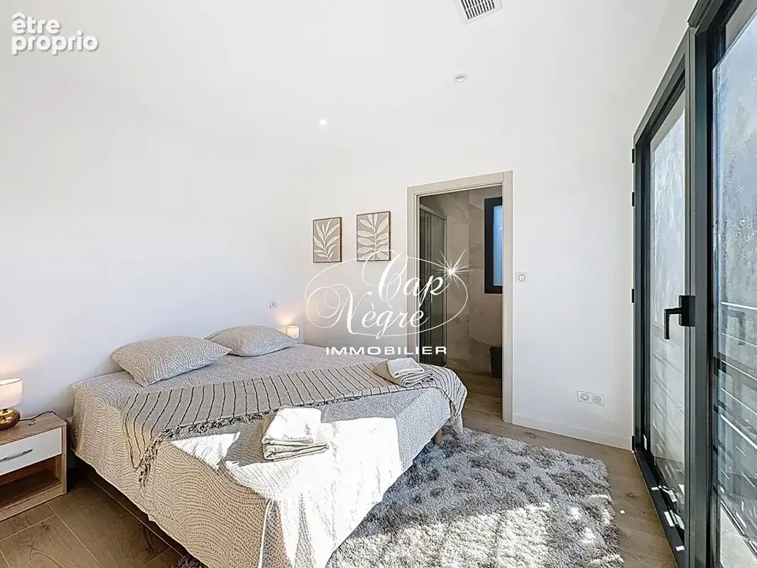 Villa neuve avec piscine et grand terrain avec collines à vendre au plan de la tour frais de notaire réduits - golfe de saint tr - photo 16