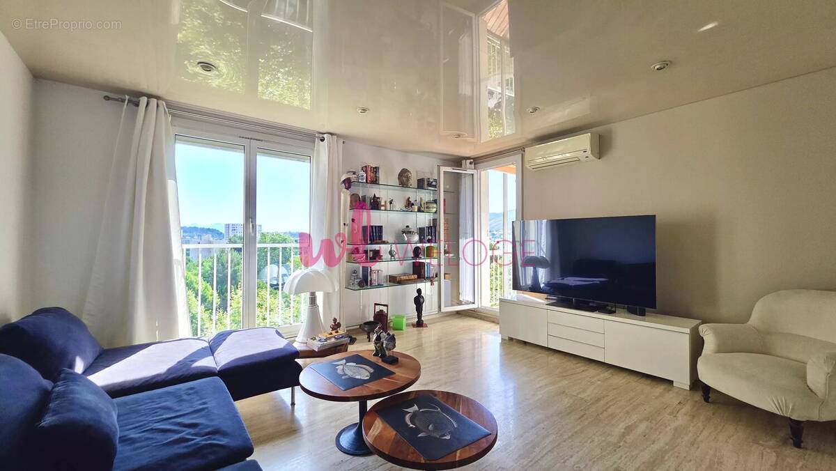 Appartement à MARSEILLE-11E
