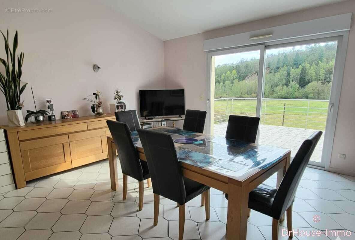 Maison à POLIGNAC