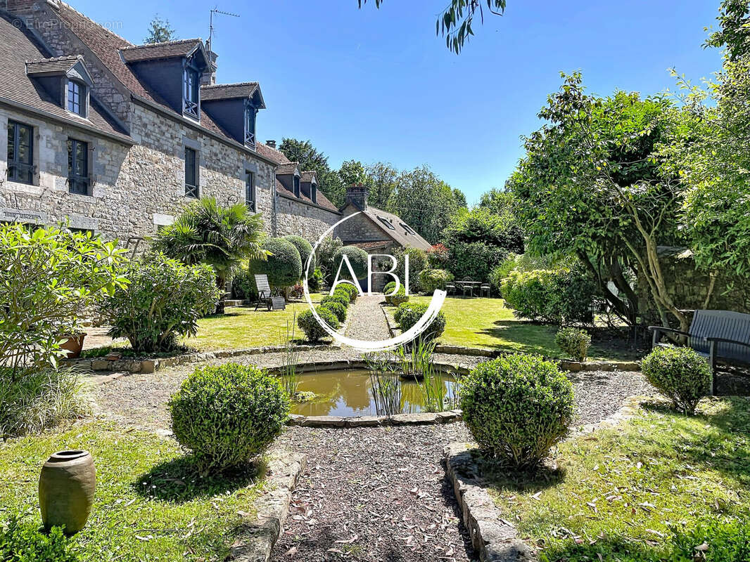 Autre à BAGNOLES-DE-L'ORNE